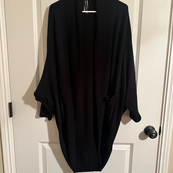 Athleta Ethereal Cocoon Wrap Cardigan S / M Pockets 980125 - Picture 3 of 5